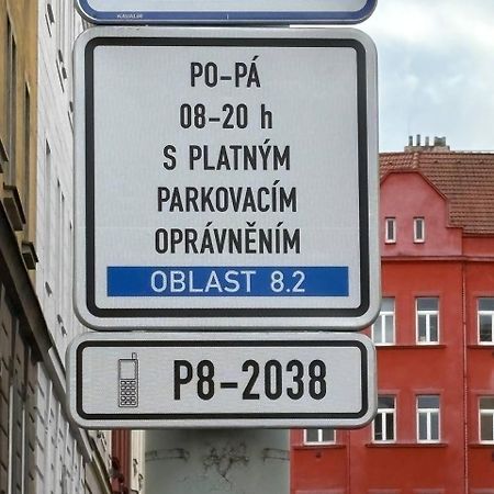 Maria Apartment Liben Praag Buitenkant foto